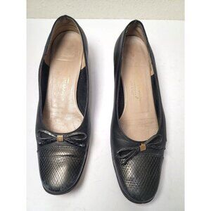 VTG Salvatore Ferragamo Black Leather Heels Bow‎ & Textured Toe Women's 7.5A